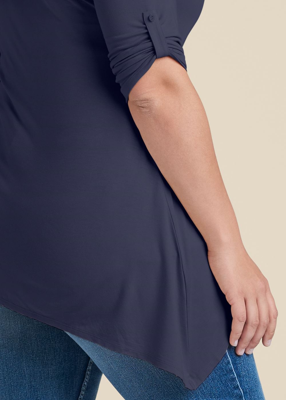 Venus Henley High-Low Top in Navy