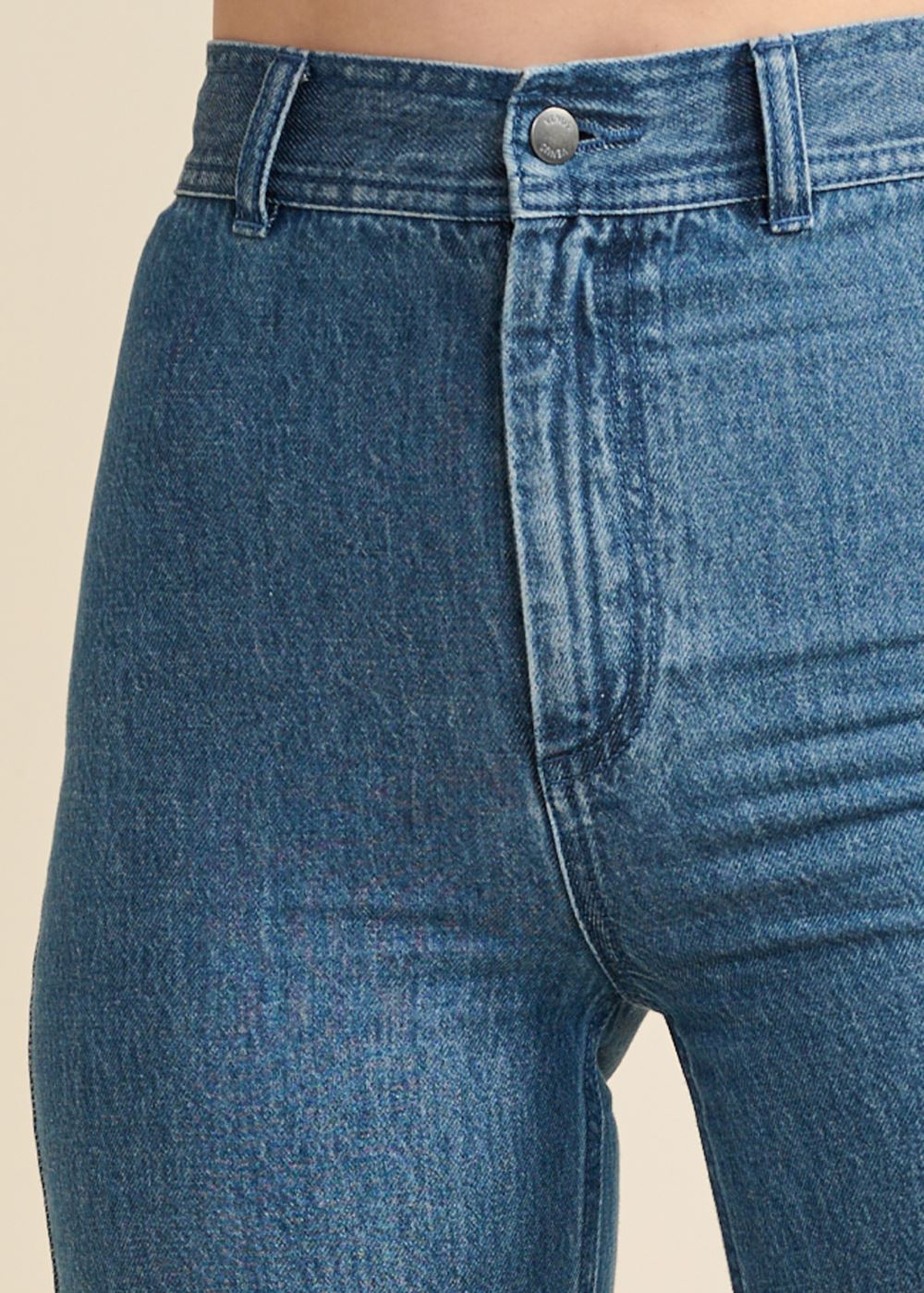 Venus New Vintage High Rise Jeans in Medium Wash