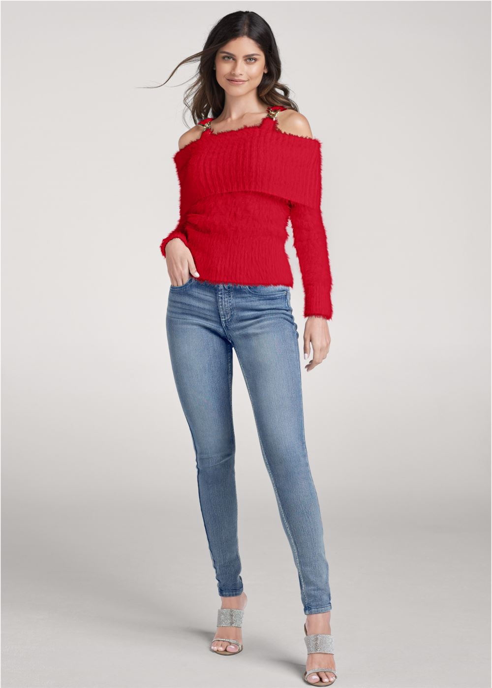 Venus VENUS | Chain Detail Cold-Shoulder Sweater in Red