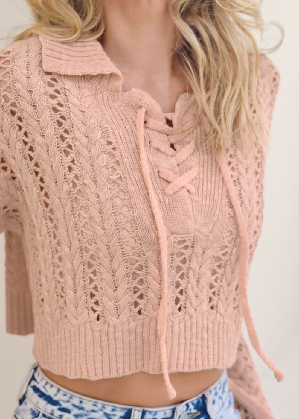 Venus VENUS | Cropped Pointelle Sweater in Peach