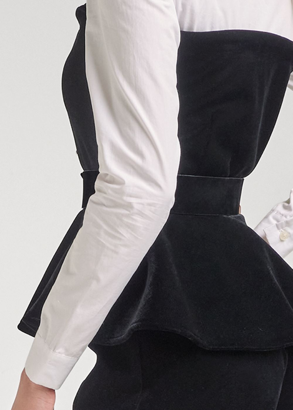 Venus Belted Velvet Shorts Set - Black Multi