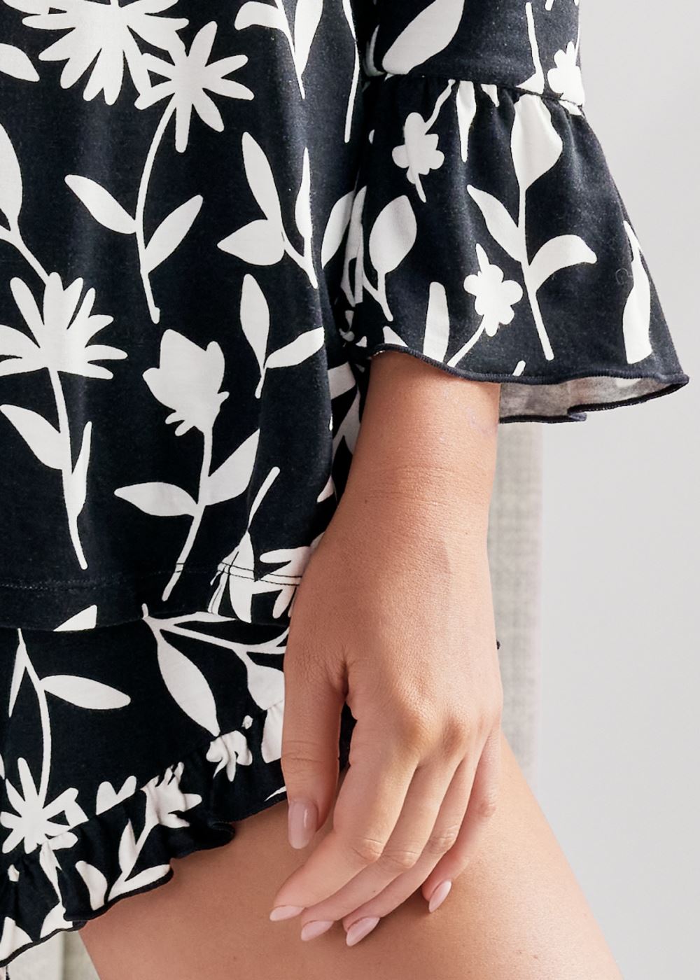 Venus Black Floral Ruffle Pajama Shorts Set