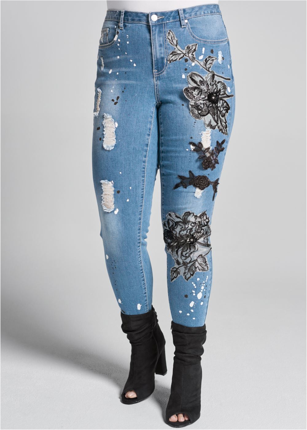 Venus Plus Size Floral Applique Skinny Jeans in Medium Wash