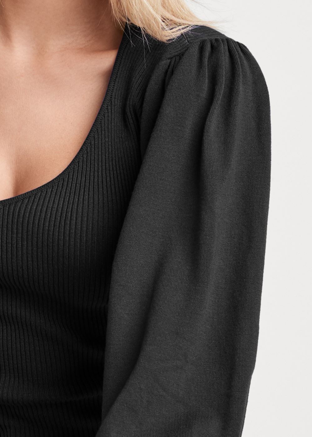 Venus Plus Size Puff Sleeve Sweater in Black