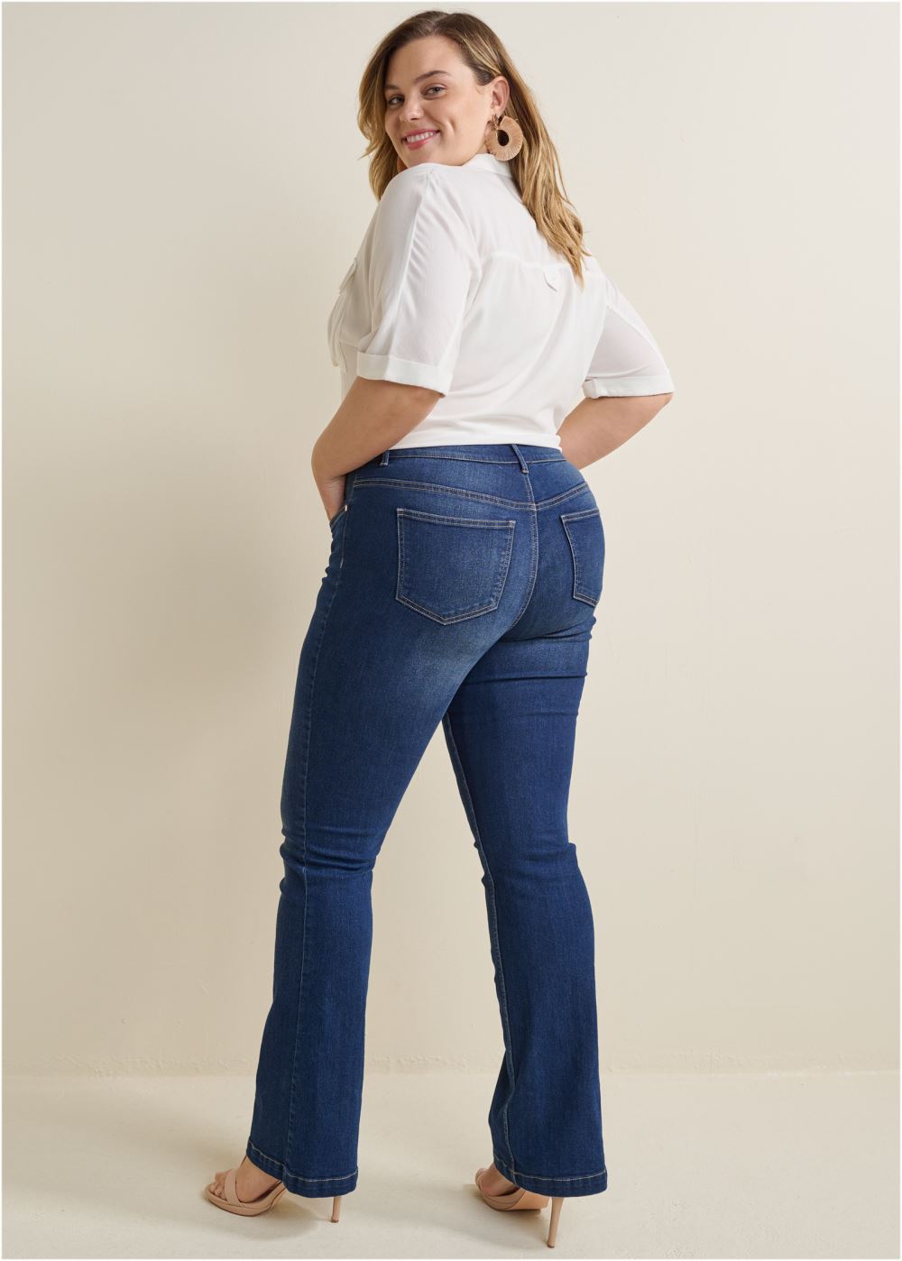 Venus Plus Size Cropped Button-Up Top