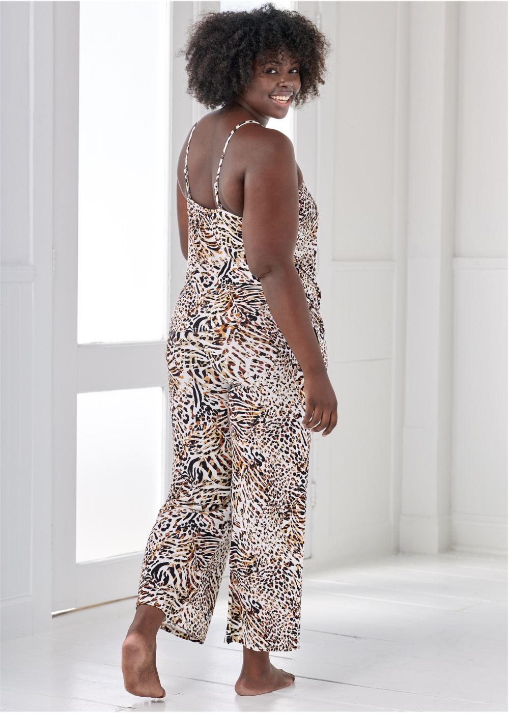 Venus Animal Multi Capri pajama set