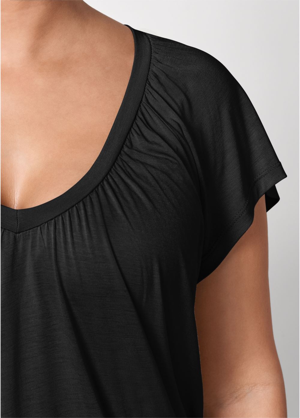 Venus Plus Size Relaxed V-Neck Top