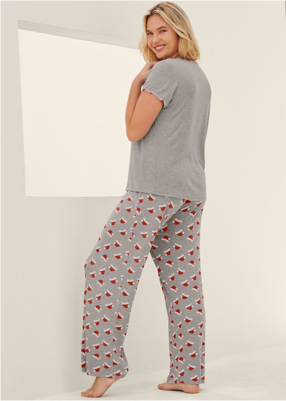 Venus Santas Hat SHORT SLEEVE PAJAMA SET