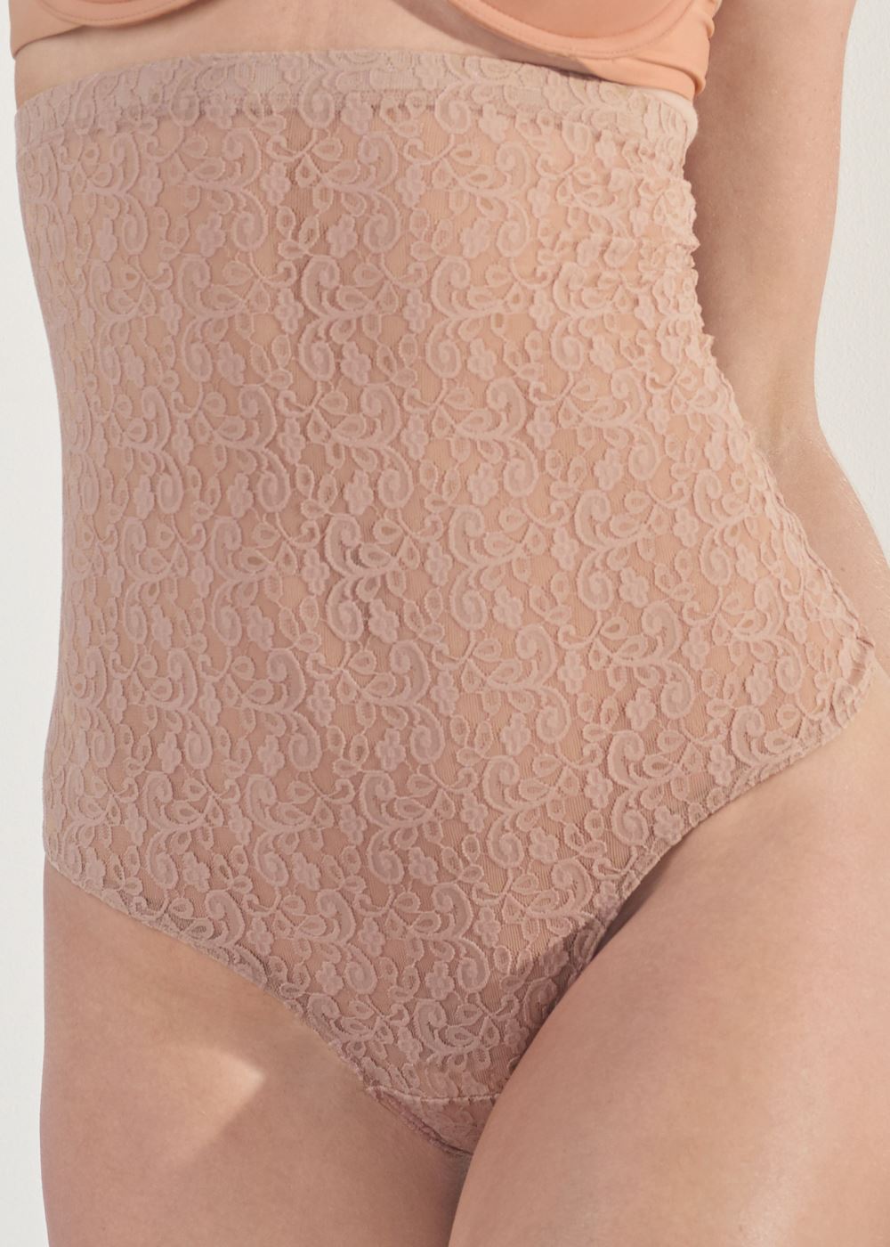 Venus Dolce' Delight Smoothing High Waist Thong