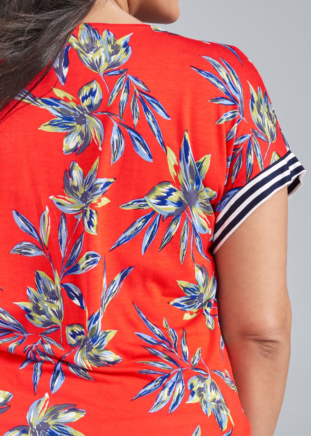 Venus Plus Size Tie Detail Printed Top