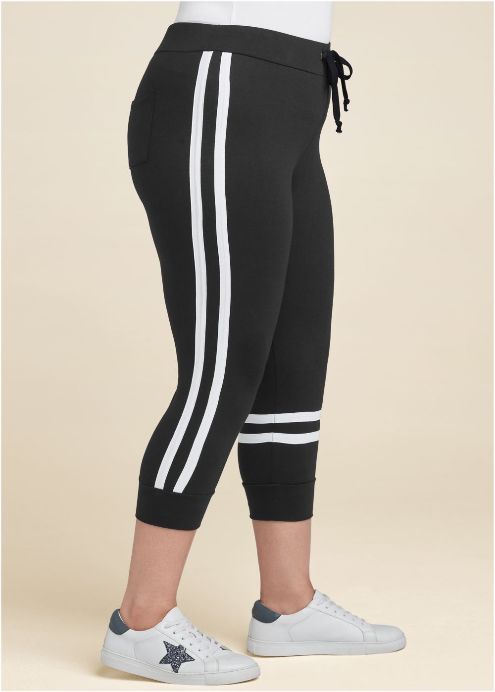 Venus Plus Size Stripe Detail Lounge Capris in Black & White