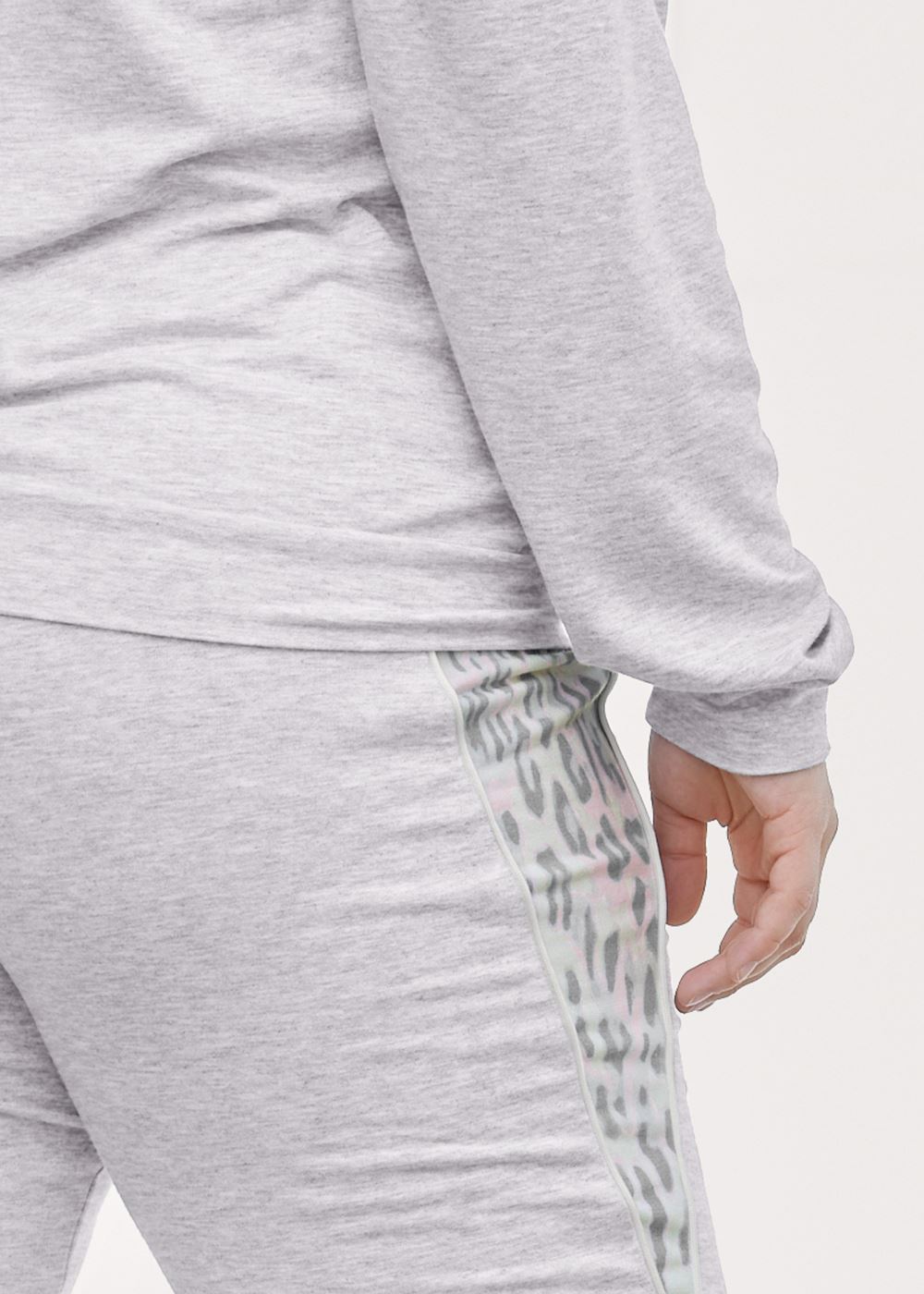 Venus Plus Size Cozy Leopard Print Pant Set in Grey Multi