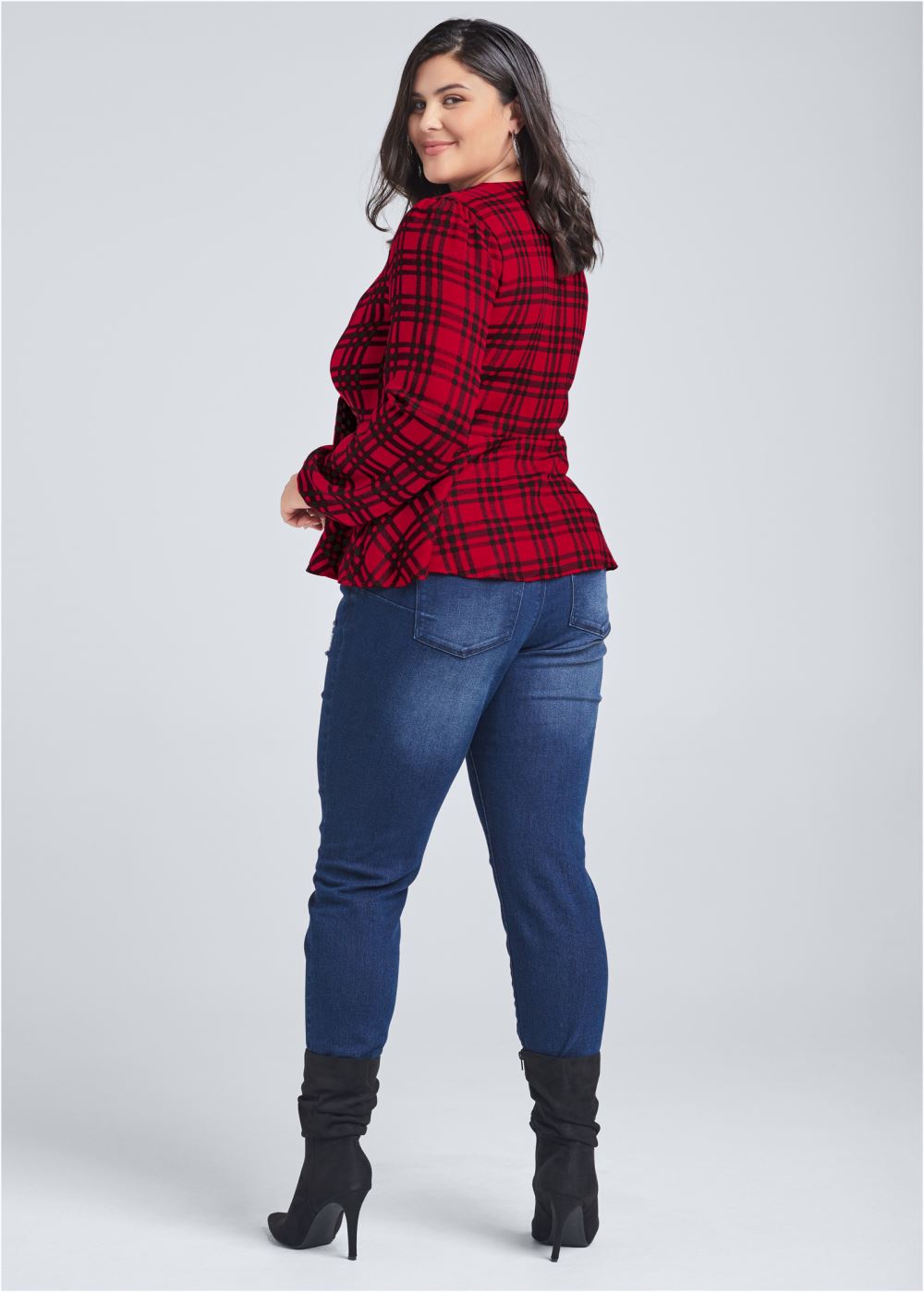 Venus Plus Size Plaid Ring Detail Top