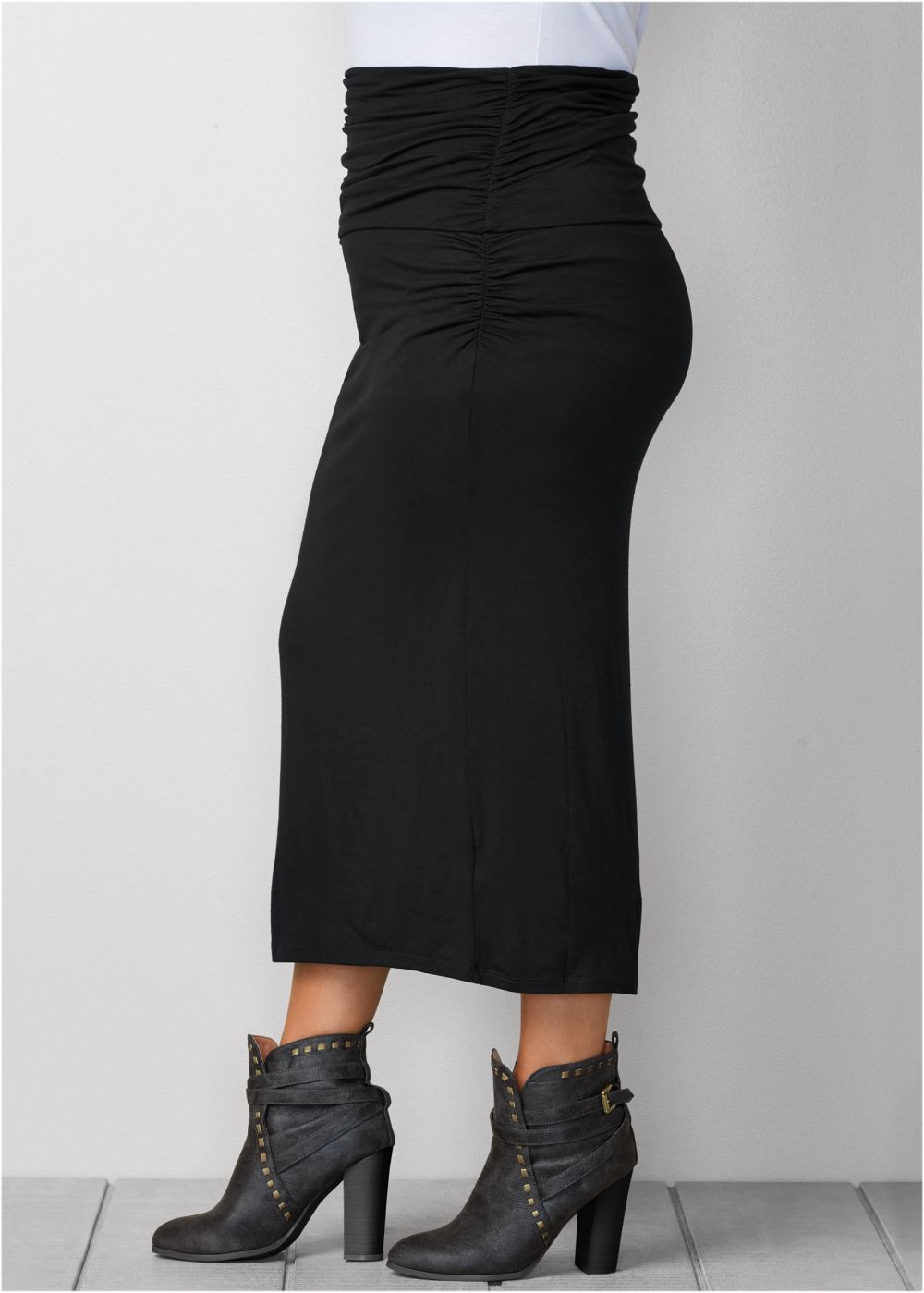 Venus Plus Size Gathered Waist Long Skirt - Black