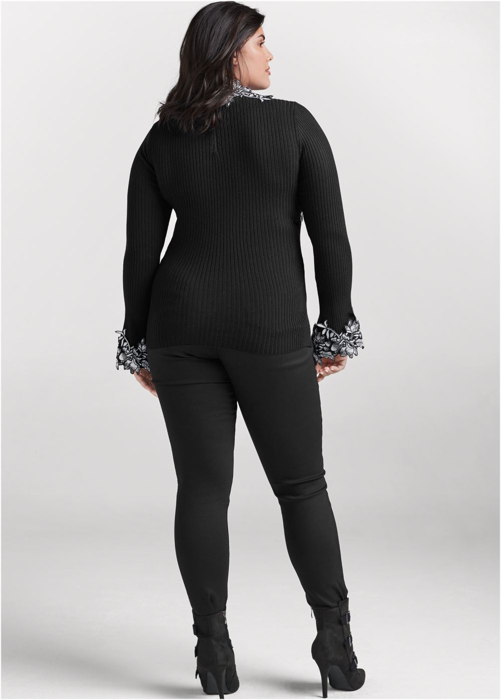 Venus Plus Size Floral Applique Sweater in Black & White