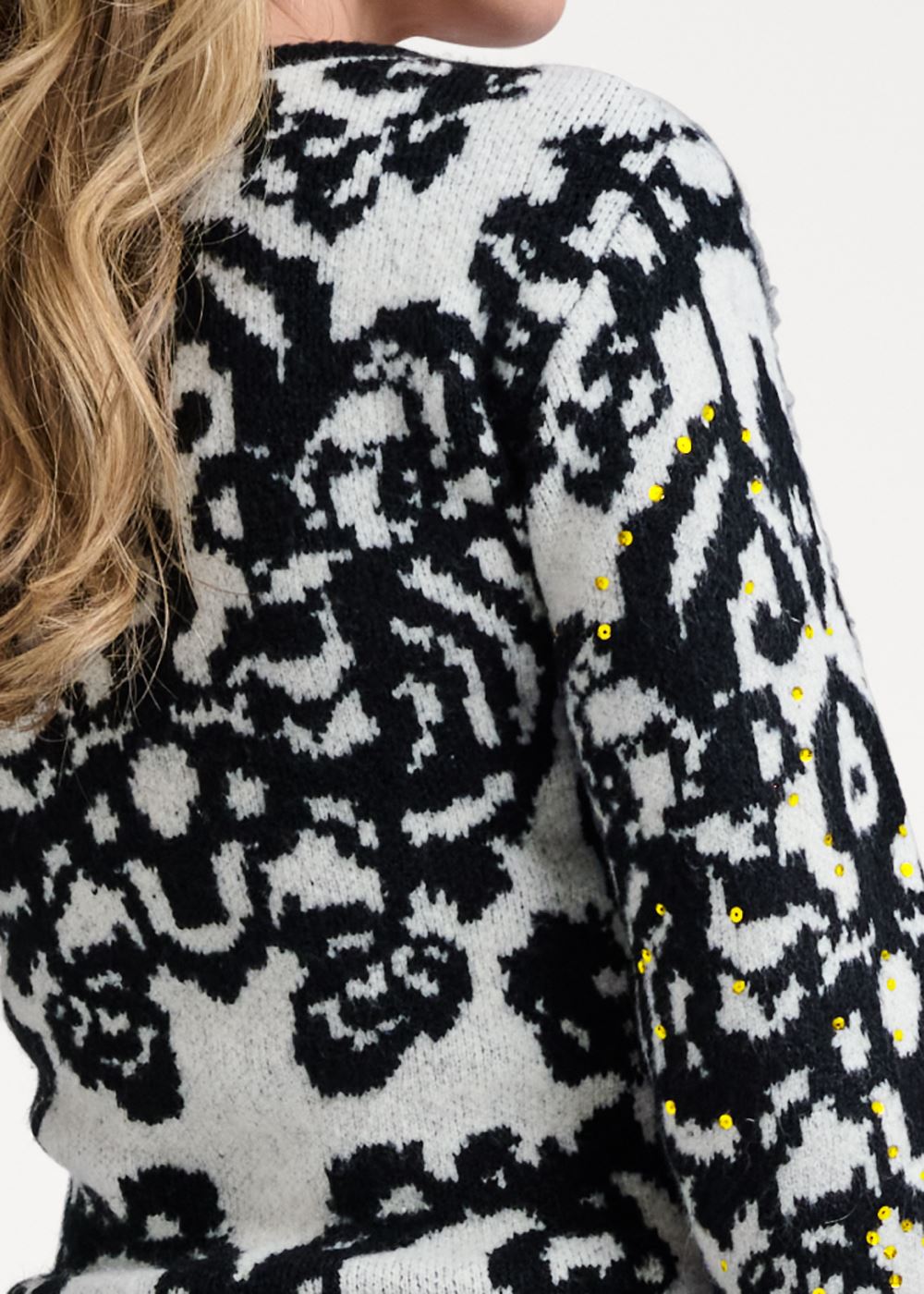 Venus Plus Size Sequin Jacquard Sweater in Black & White