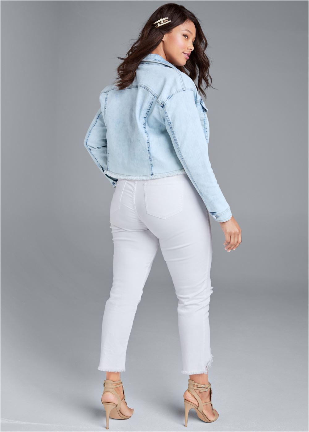 Venus Crop Acid Wash Denim Jacket in Acid Wash