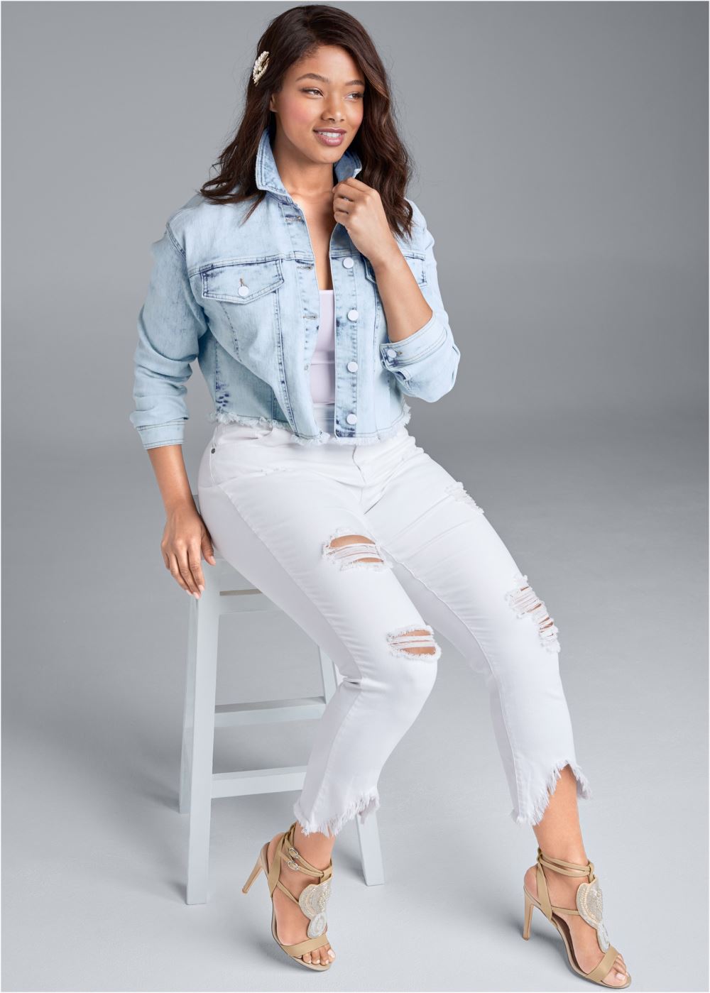 Venus Crop Acid Wash Denim Jacket in Acid Wash