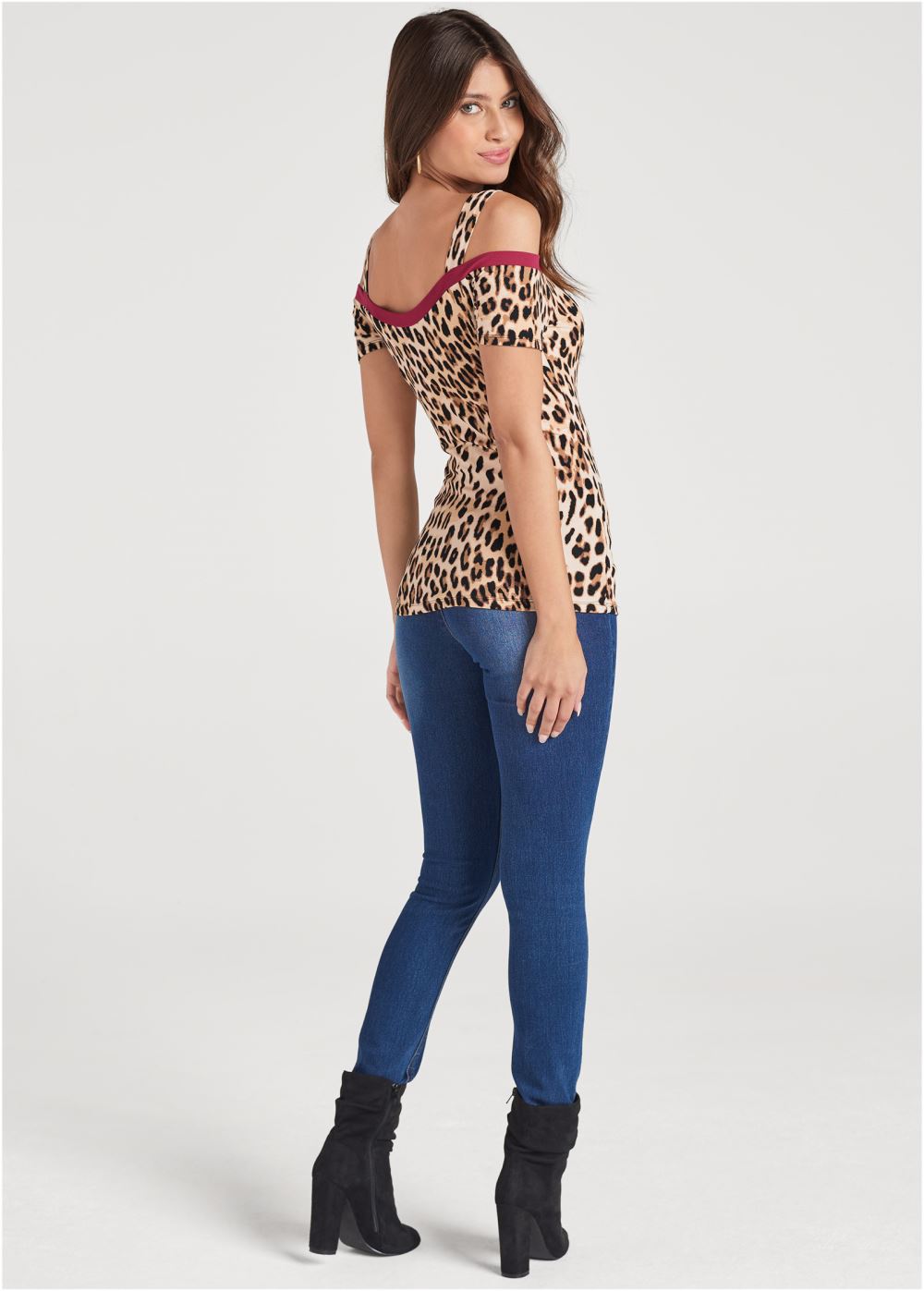 Venus Plus Size Cold Shoulder Snap Detail Top