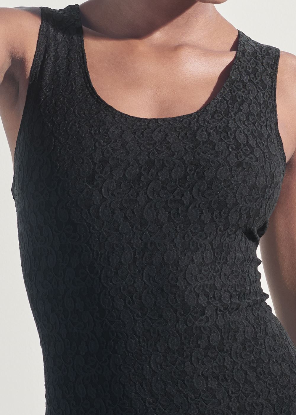 Venus After Dark LINED SHAPING TANK