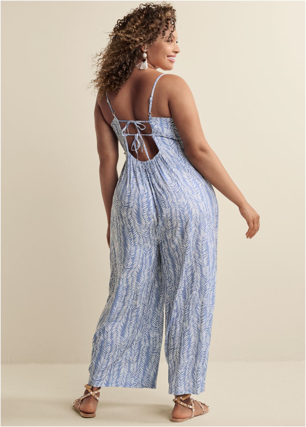 Venus Plus Size Square Neck Printed Jumpsuit in Blue & White