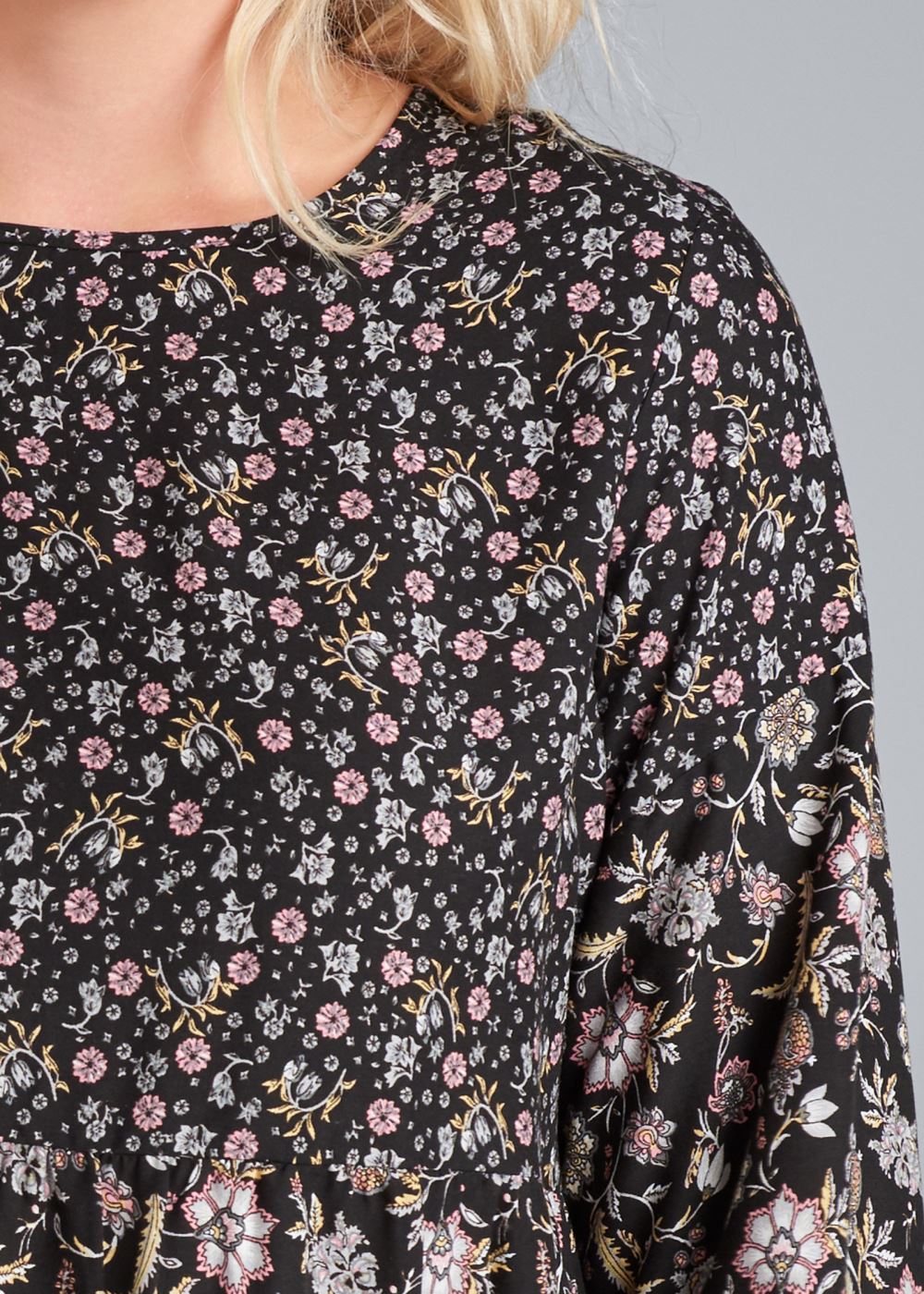Venus Plus Size Floral Printed Top