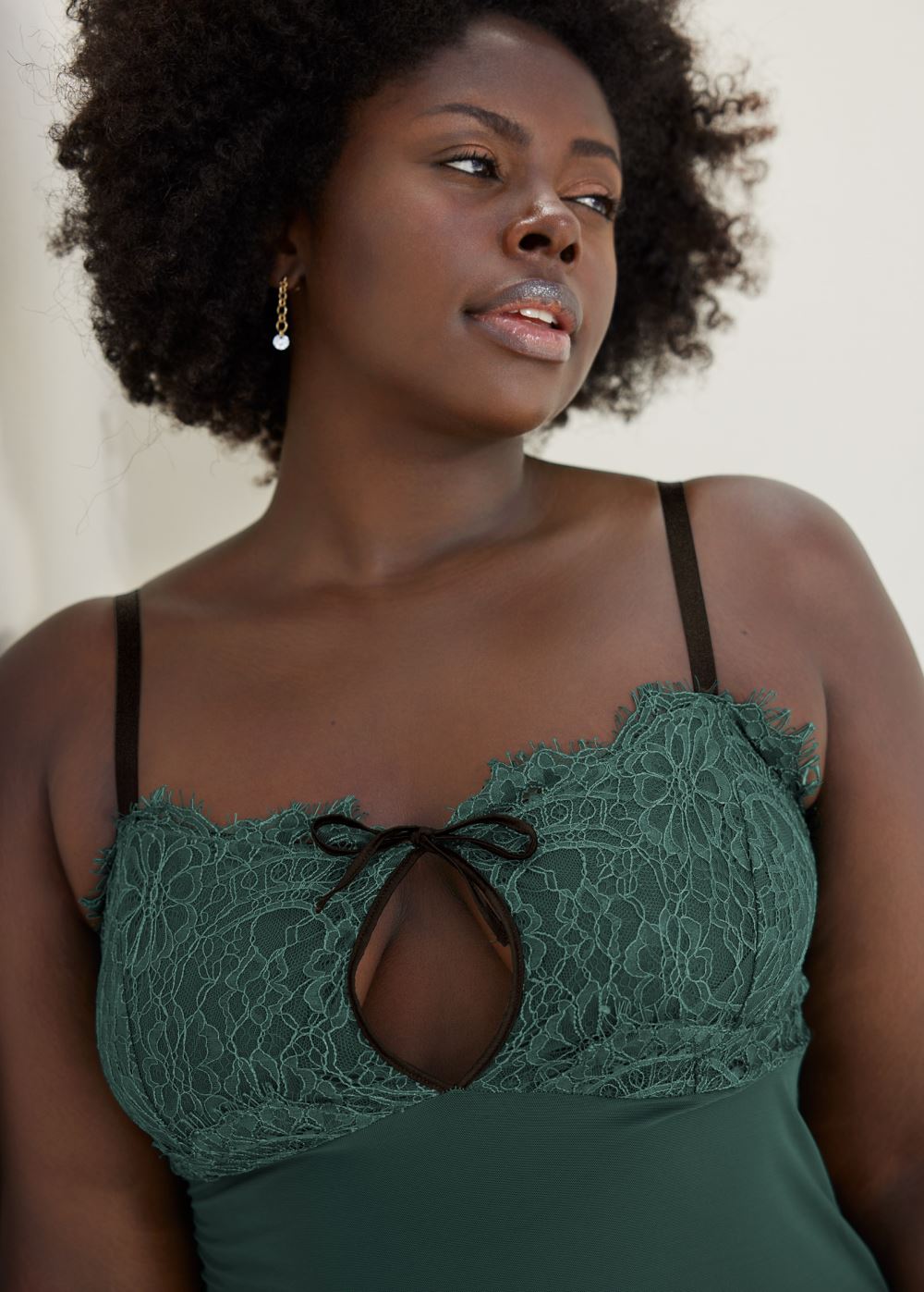 Venus Green LACE DETAIL SLIP
