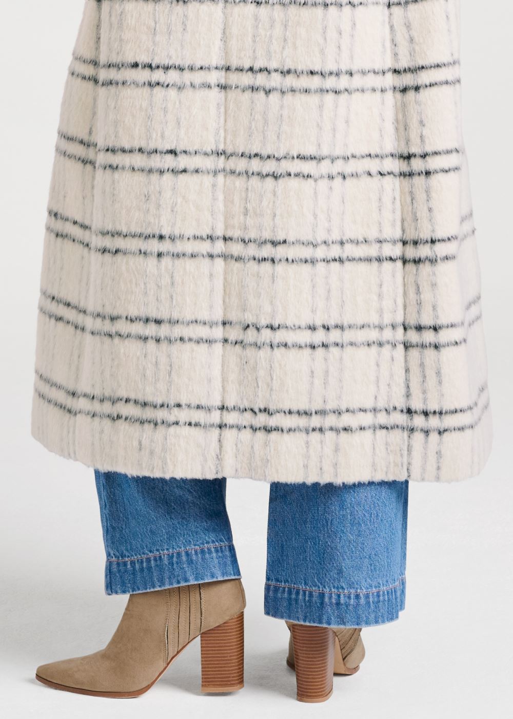 Venus Plaid Printed Full Length Coat in Off White Multi