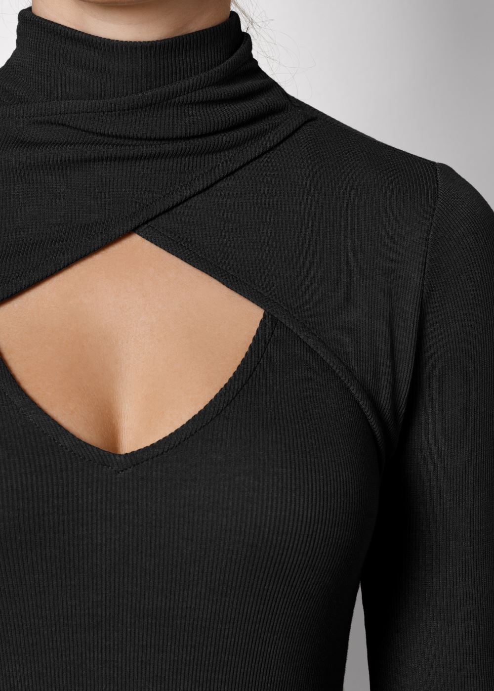 Venus Black CUTOUT MOCK-NECK TOP