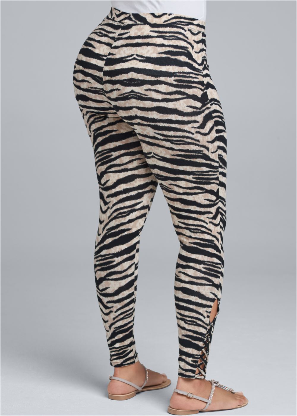 Venus Plus Size Ankle Detail Leggings in Black