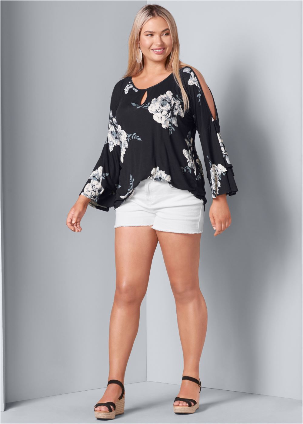 Venus Plus Size Floral Tiered Sleeve Top