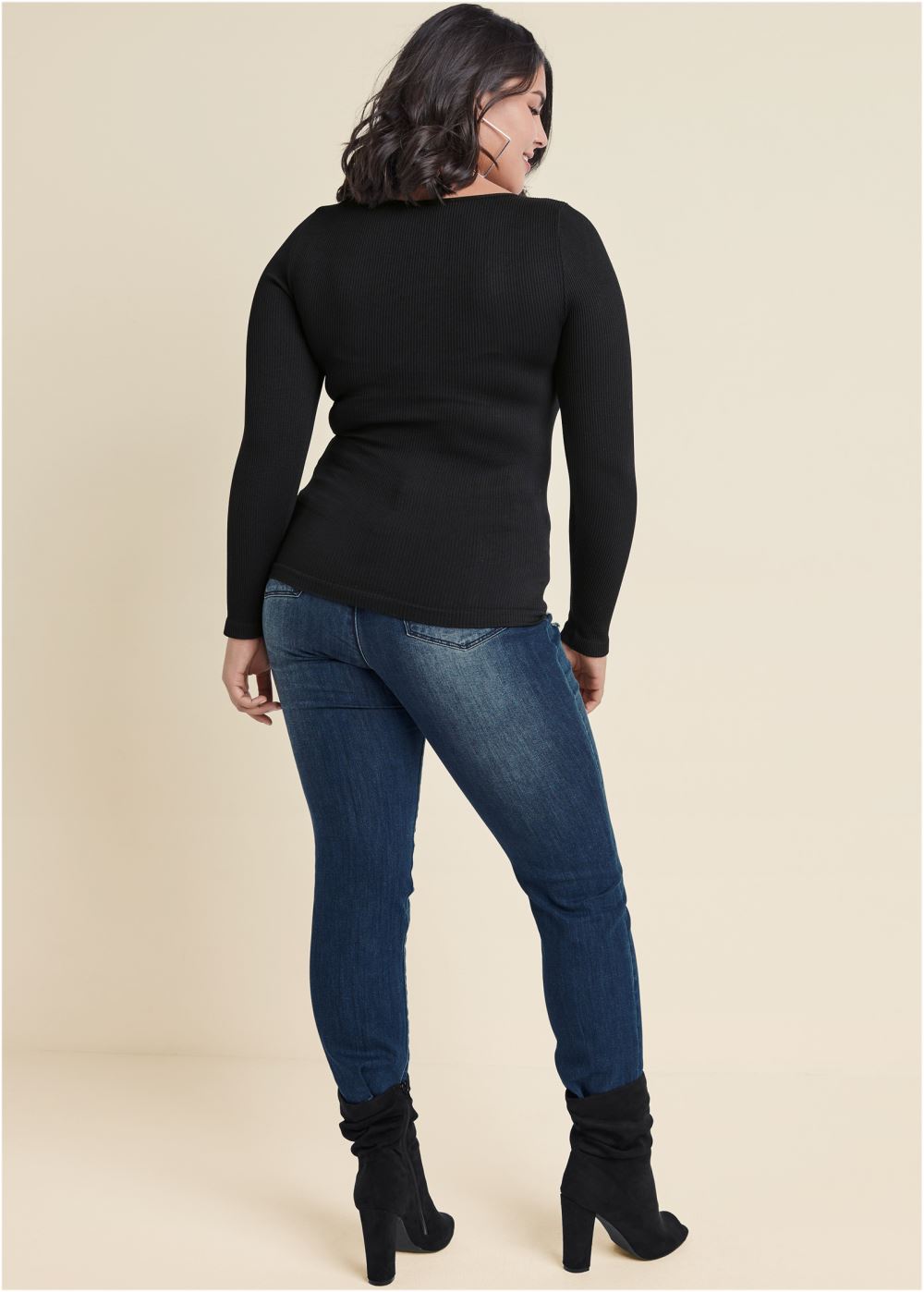 Venus Black RIBBED MESH SEAMLESS TOP