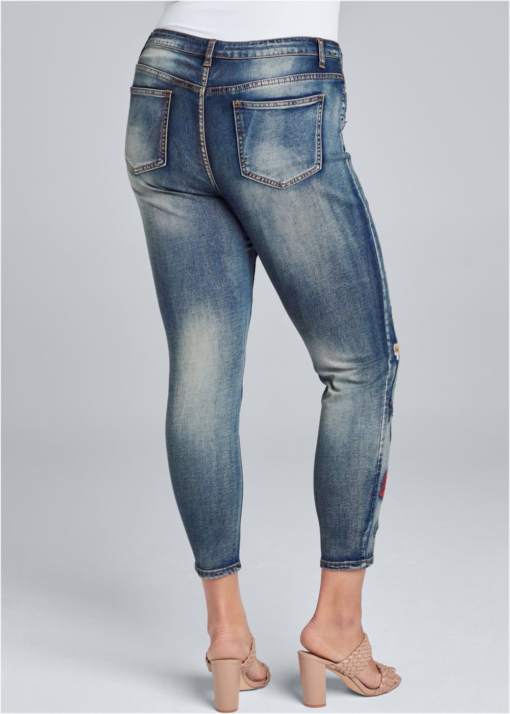 Venus Plus Size Floral Embroidered Skinny Jeans in Medium Wash