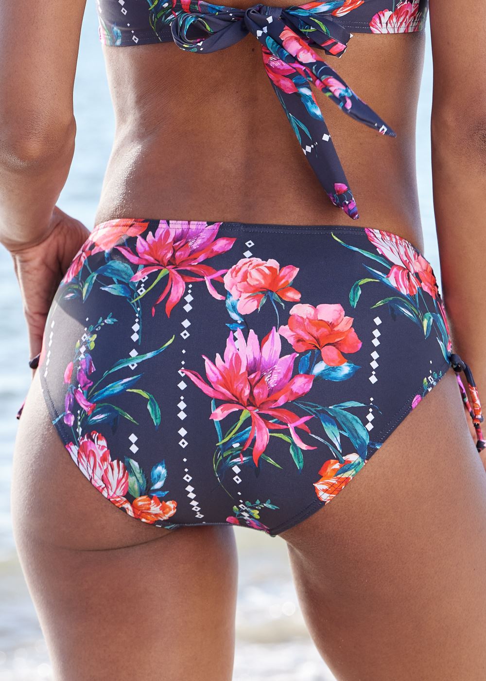 Venus Adjustable Mid-Rise Bottom Bikini - Floral Drop